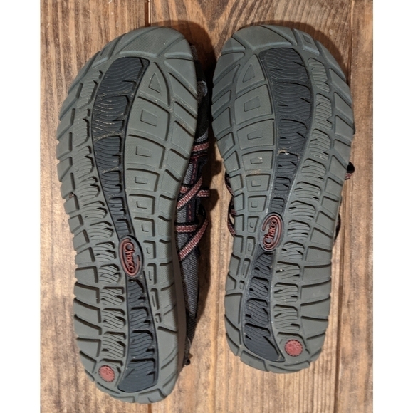 Chaco Outcross Shoes in Gunmetal Grey Size 6 - Picture 5 of 8